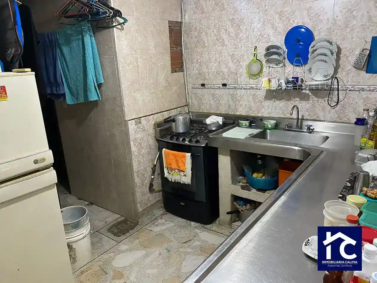 Casa de 3 pisos Barrio Decepaz Cali